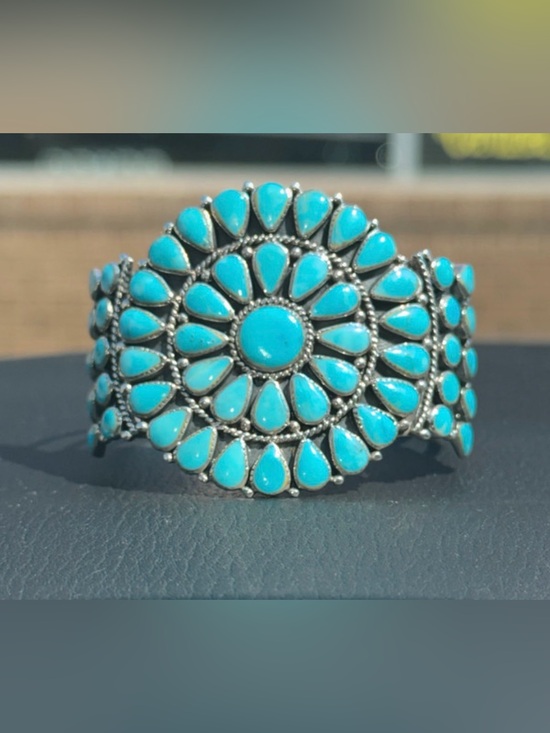 Native Jewelry - Vintage Native American Turquoise Cluster Cuff Bracelet
